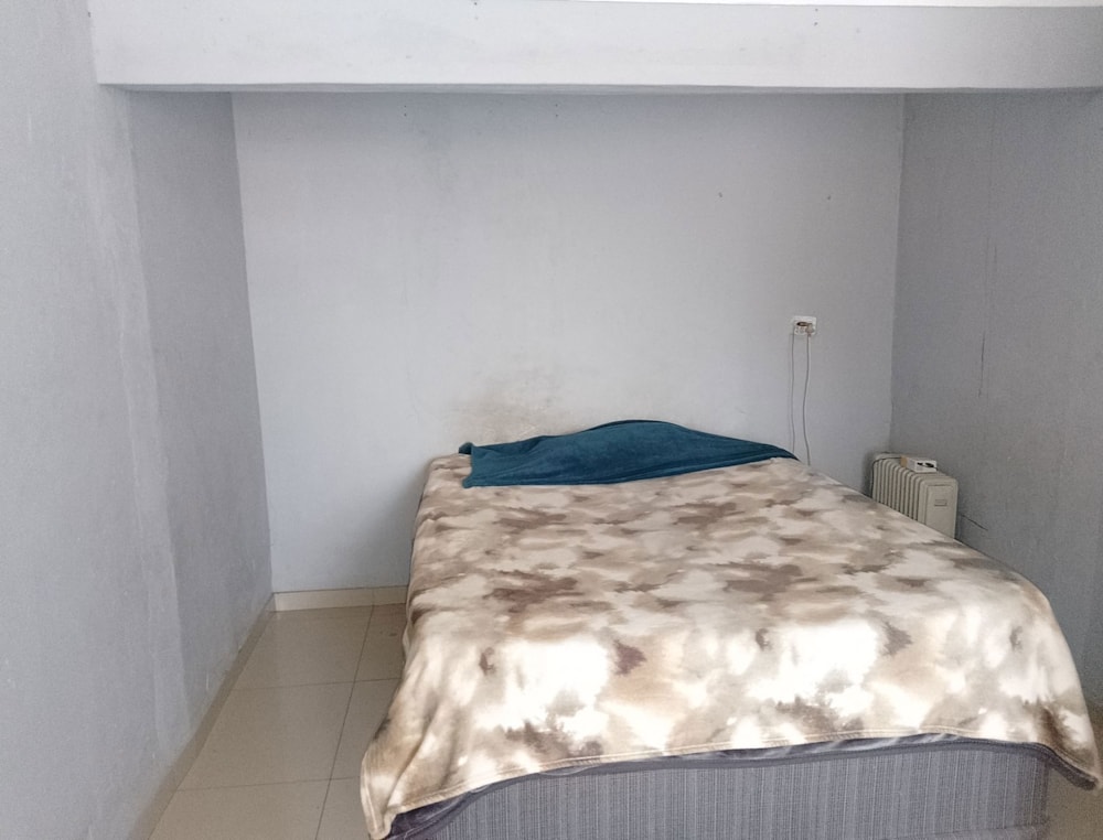 House for sale in Sherwood Gardens - 1BJ1571288