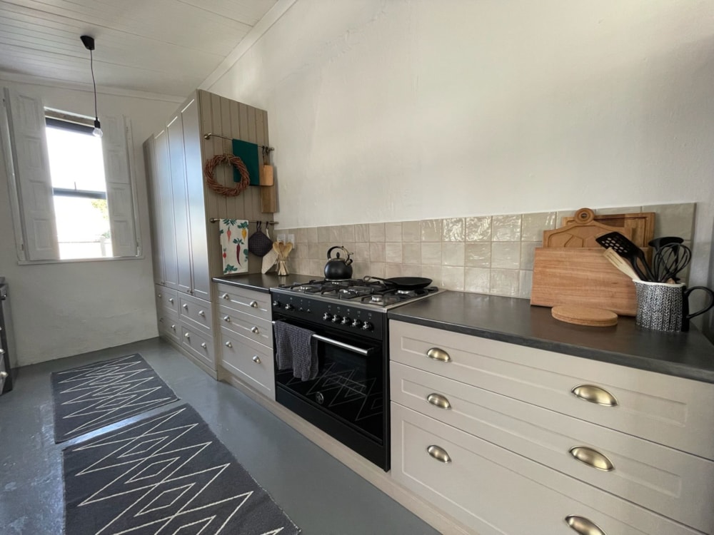 Cottage for sale in Riebeek Kasteel - RV1734526 Cottage for sale in Riebeek Kasteel - RV1734526