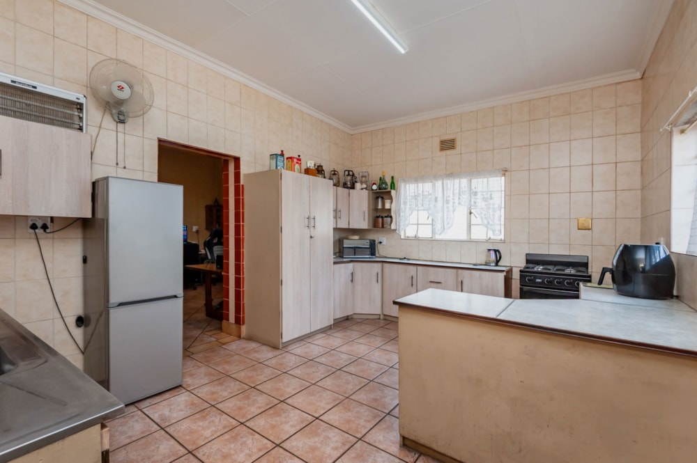 House for sale in The Hill, Johannesburg - 1GV1711330 House for sale in The Hill, Johannesburg - 1GV1711330