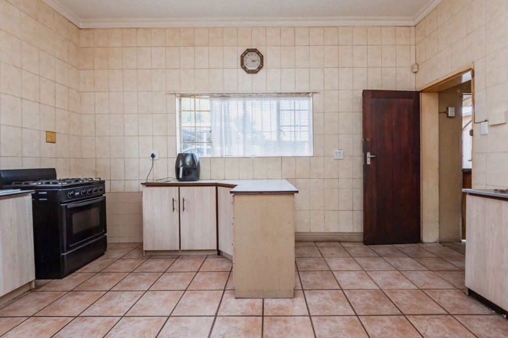 House for sale in The Hill, Johannesburg - 1GV1711330 House for sale in The Hill, Johannesburg - 1GV1711330