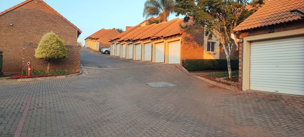 Apartment let in Mooikloof Ridge - PTL1709736 Apartment let in Mooikloof Ridge - PTL1709736
