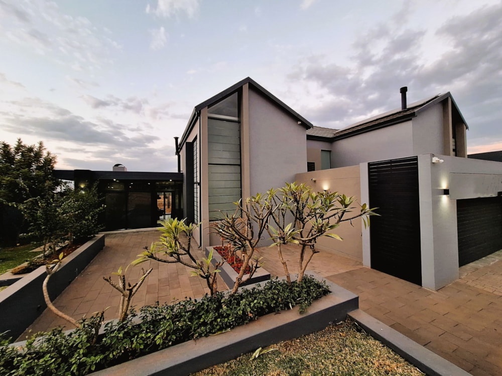 House for sale in Midstream Estate - CN1709969 House for sale in Midstream Estate - CN1709969