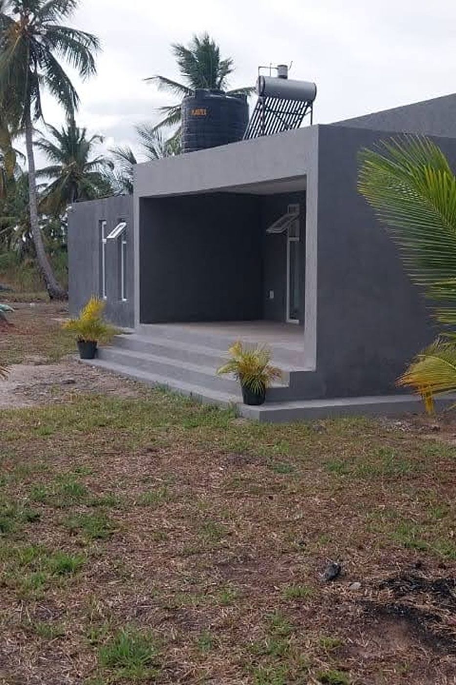 Beachfront villa for sale in Vilanculos, Mozambique - 3MQ1598698