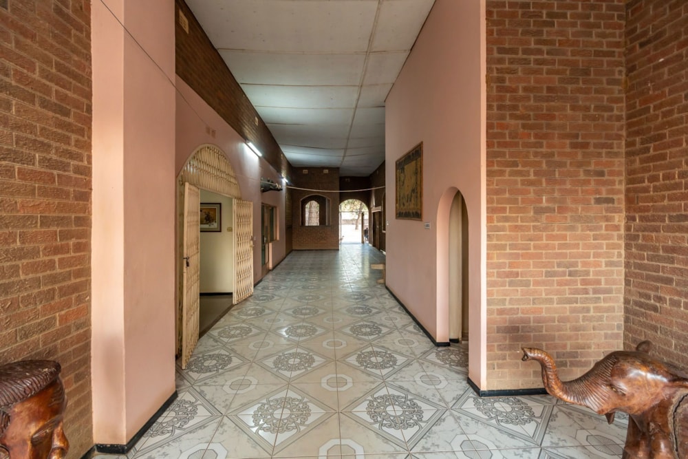 Commercial Building for sale in Chirundu, Mashonaland East, Zimbabwe - 3ZB1604864 Commercial Building for sale in Chirundu, Mashonaland East, Zimbabwe - 3ZB1604864