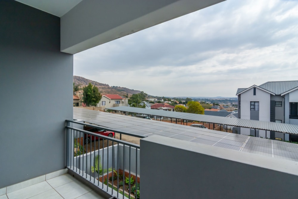 Apartment for sale in Homes Haven - 1KR1711722