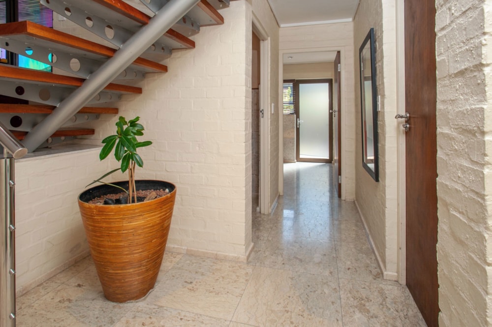 Golf estate house to rent in Arabella Country Estate - ONL1727019