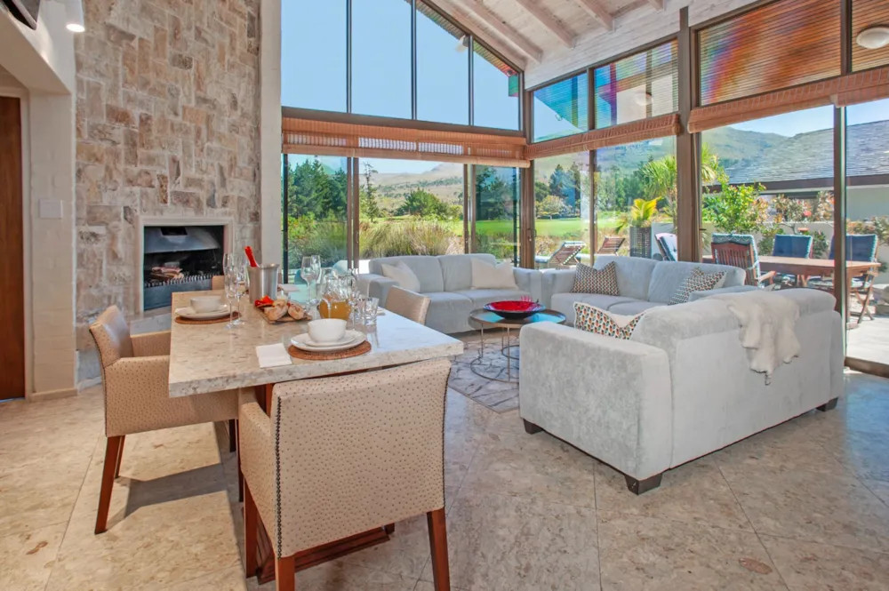 Golf estate house to rent in Arabella Country Estate - ONL1727019 Golf estate house to rent in Arabella Country Estate - ONL1727019
