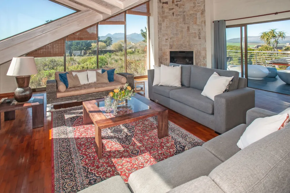 Golf estate house to rent in Arabella Country Estate - ONL1727019 Golf estate house to rent in Arabella Country Estate - ONL1727019