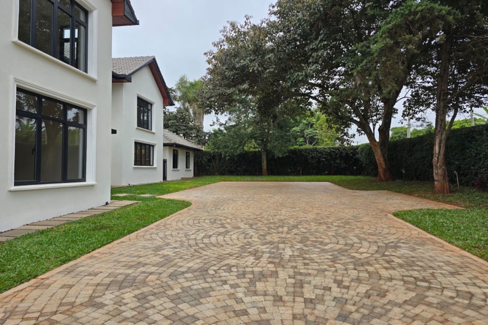 Vacant land for sale in Runda , Kenya - 3KE1712747 Vacant land for sale in Runda , Kenya - 3KE1712747