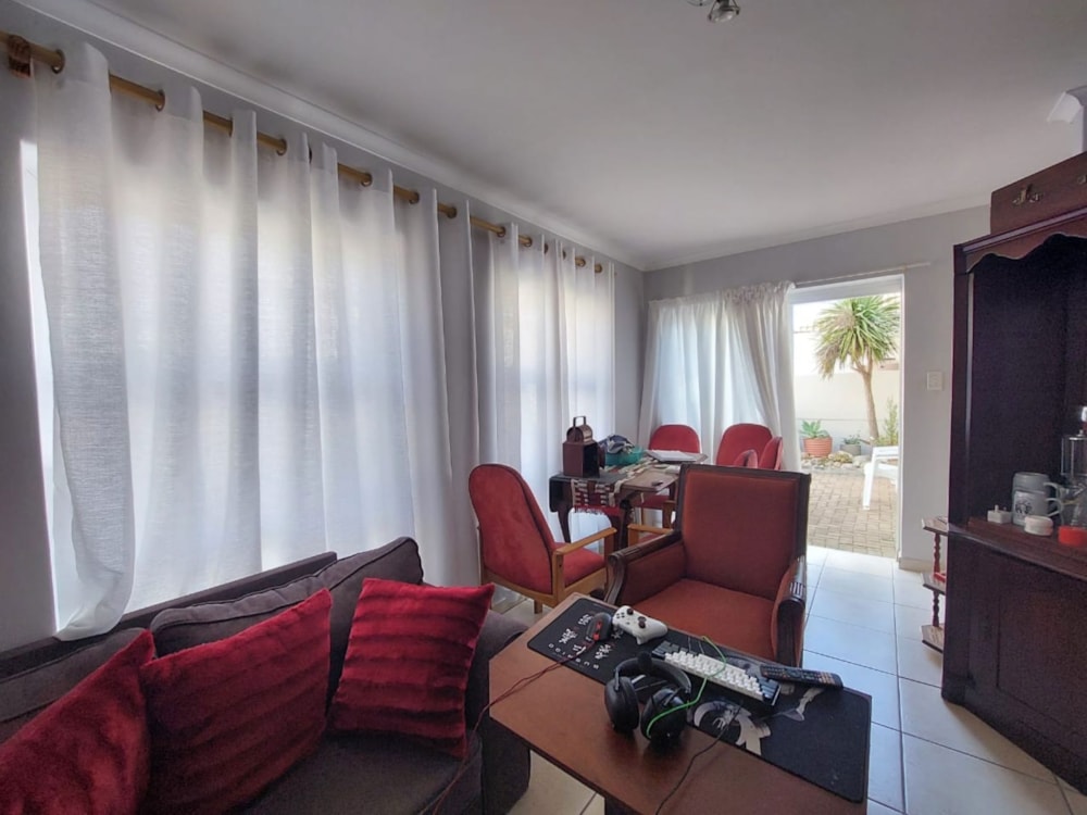 Garden apartment to rent in Fernwood Estate - SWL1709933 Garden apartment to rent in Fernwood Estate - SWL1709933