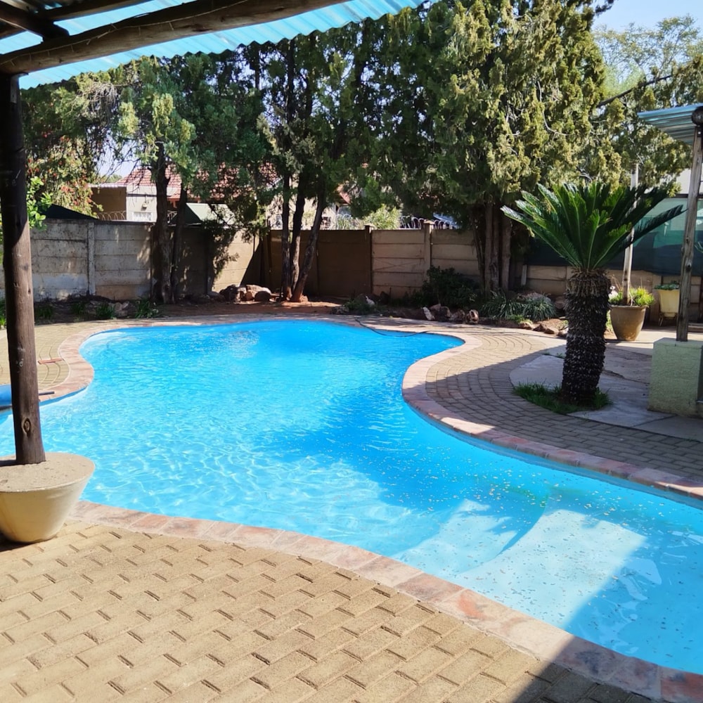 House for sale in Carters Glen - 1KJ1696676