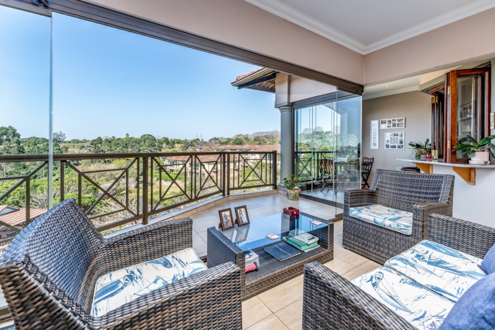 House for sale in Le Domaine Estate - 1KF1711894