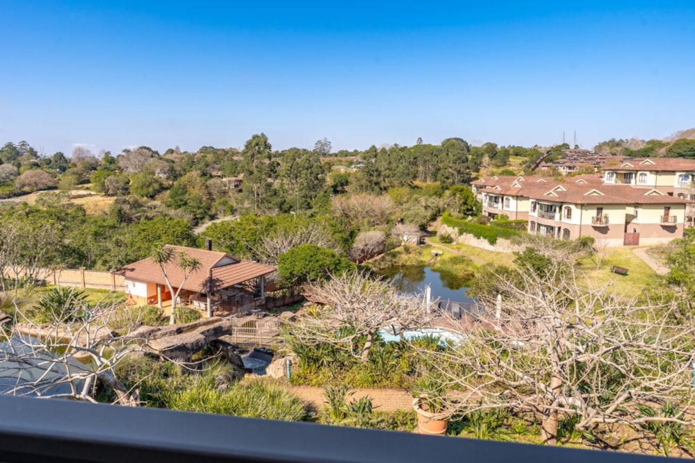 House for sale in Le Domaine Estate - 1KF1711894