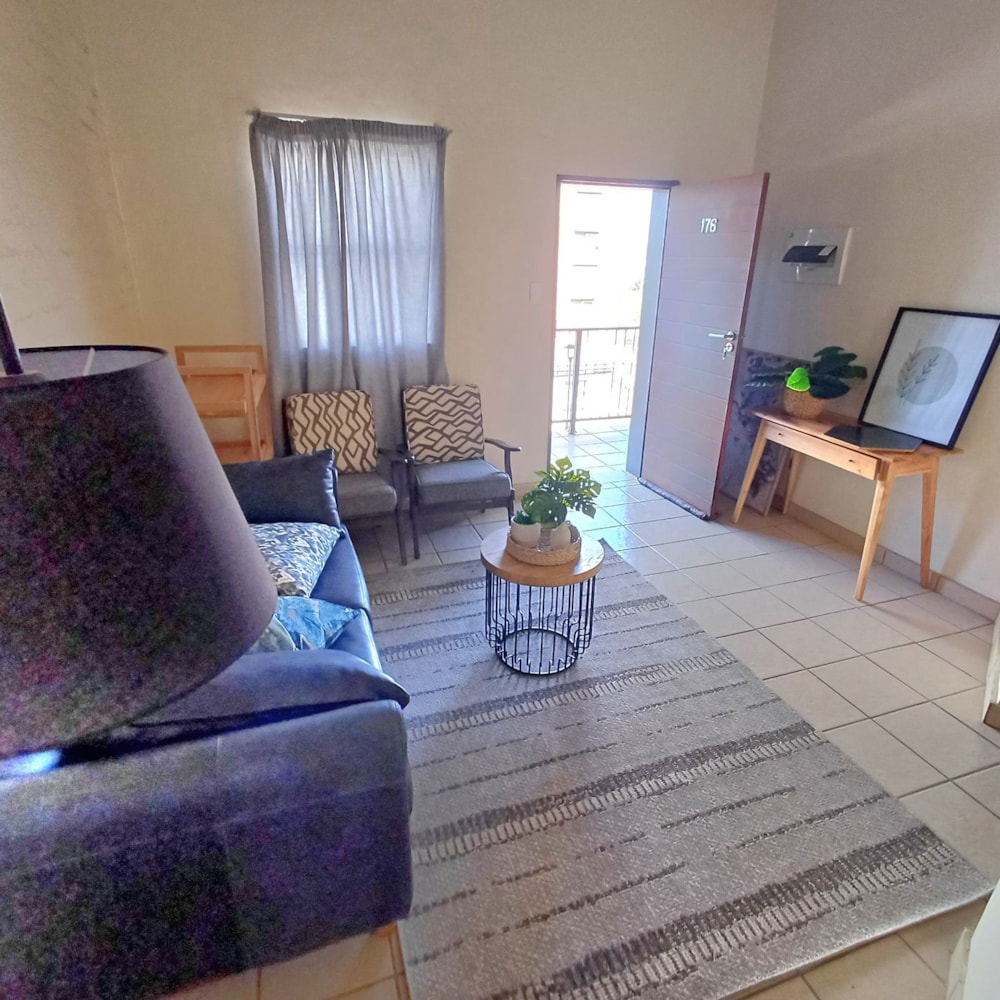 Apartment for sale in Die Hoewes - CN1659316