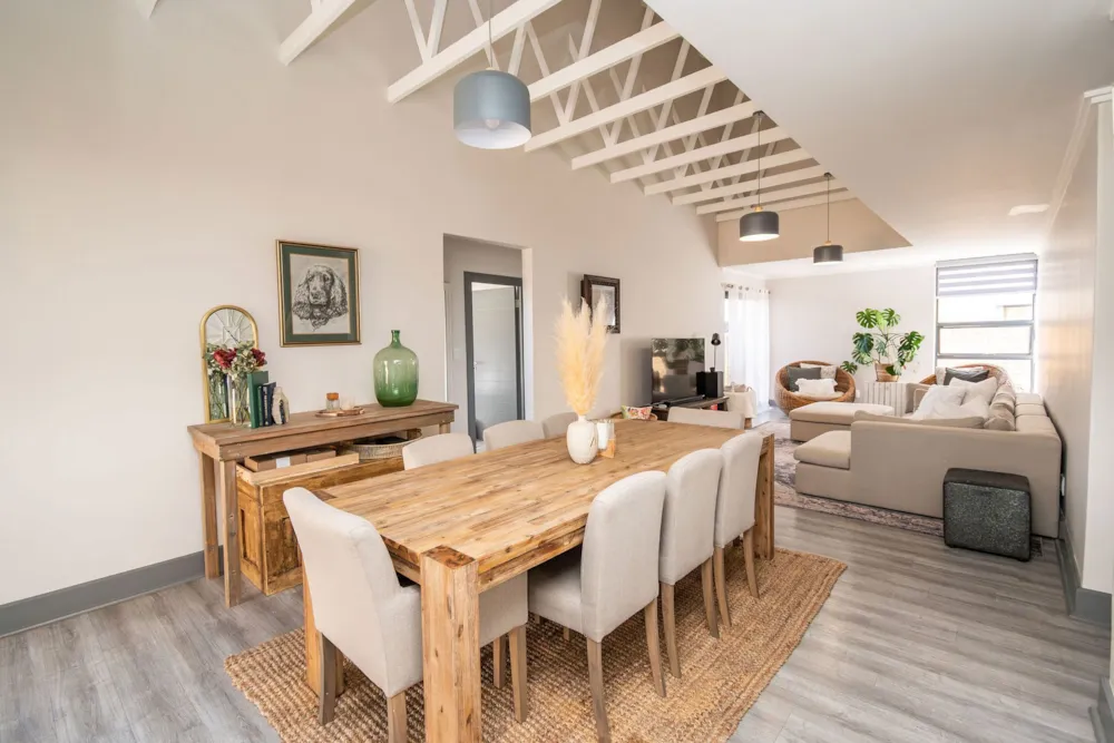 Townhouse sold in Somerton Estate - 1BX1711845