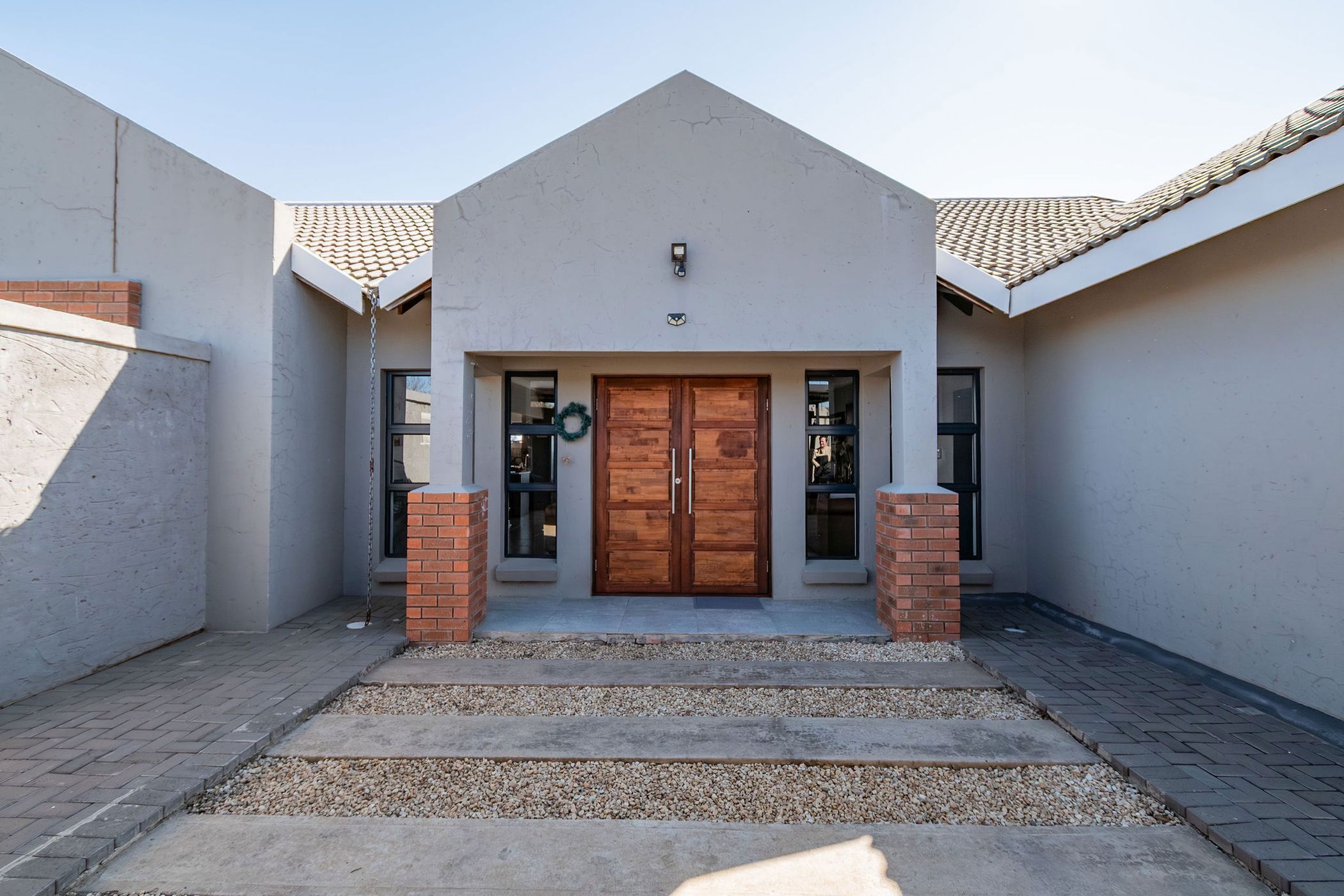 House for sale in Somerton Estate - 1BX1691061