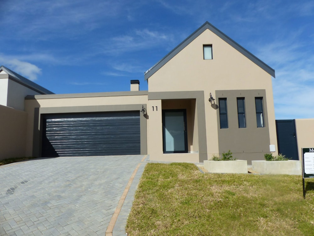 House let in Mount Royal Golf & Country Estate - 1SJ1707922 House let in Mount Royal Golf & Country Estate - 1SJ1707922