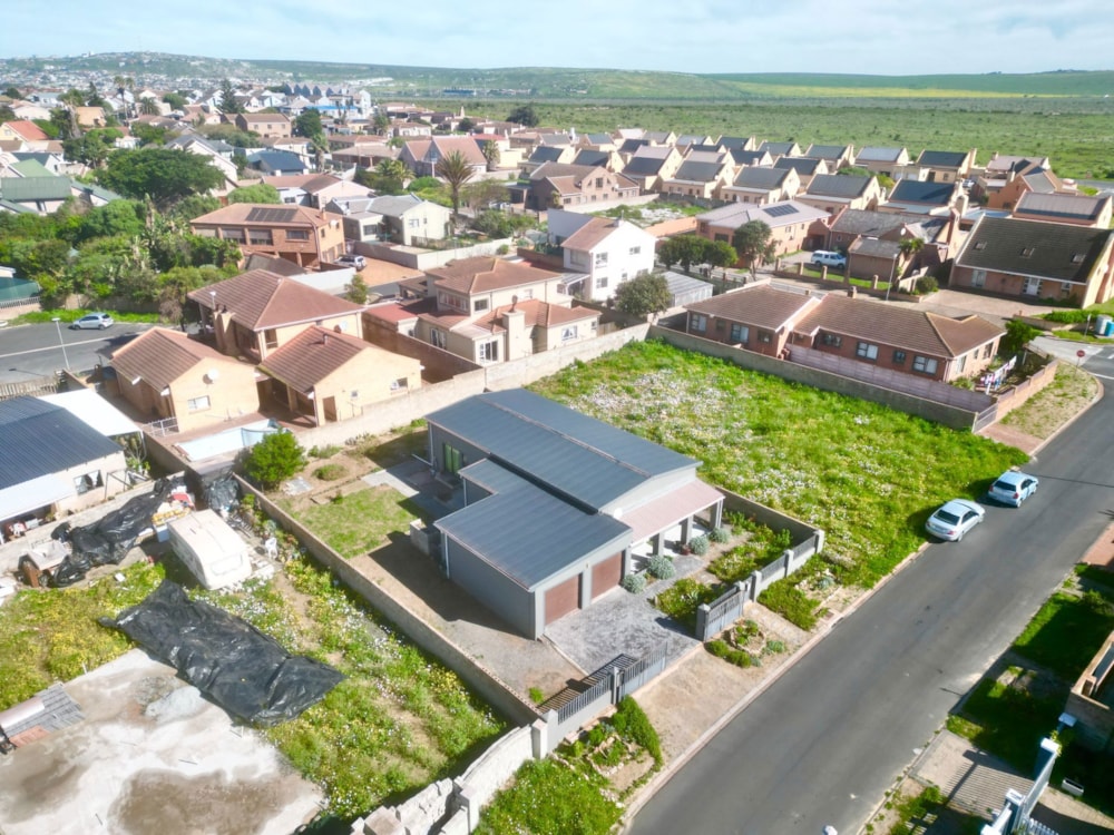 House for sale in Bluewater Bay, Saldanha Bay - LA1711357 House for sale in Bluewater Bay, Saldanha Bay - LA1711357