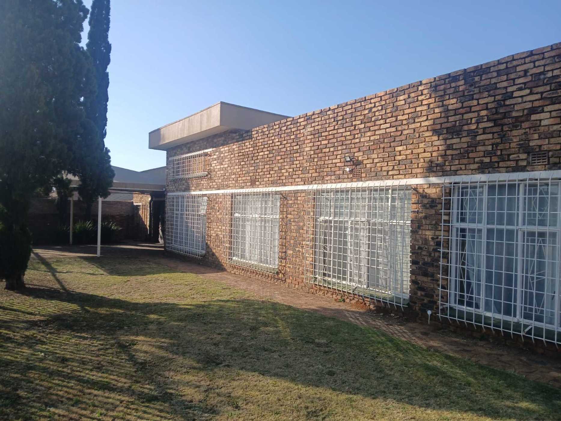 House let in Vanderbijlpark SE 2 - 1VT1710785