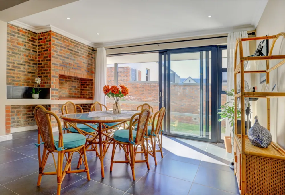 House sold in Renosterbos Estate - 1MB1707272 House sold in Renosterbos Estate - 1MB1707272