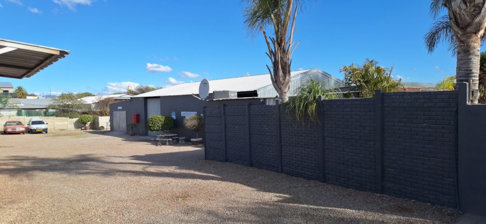 Commercial Building for sale in Oudtshoorn South - 1OU1681382 Commercial Building for sale in Oudtshoorn South - 1OU1681382