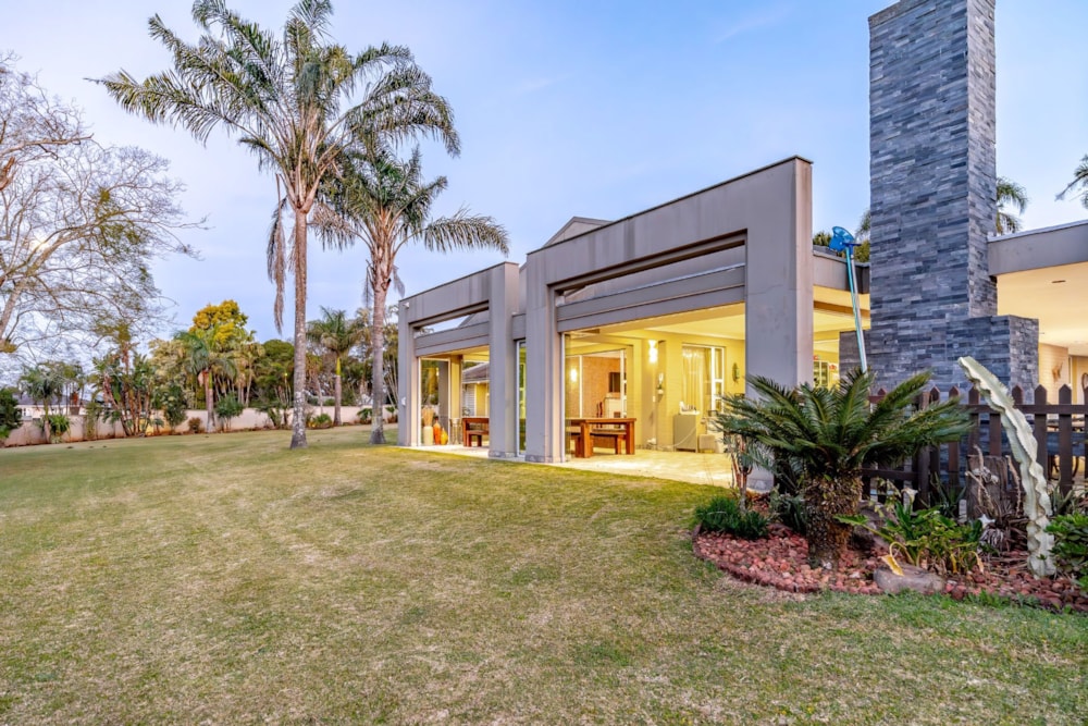 Single-storey house for sale in Kloof - 1KF1711172 Single-storey house for sale in Kloof - 1KF1711172