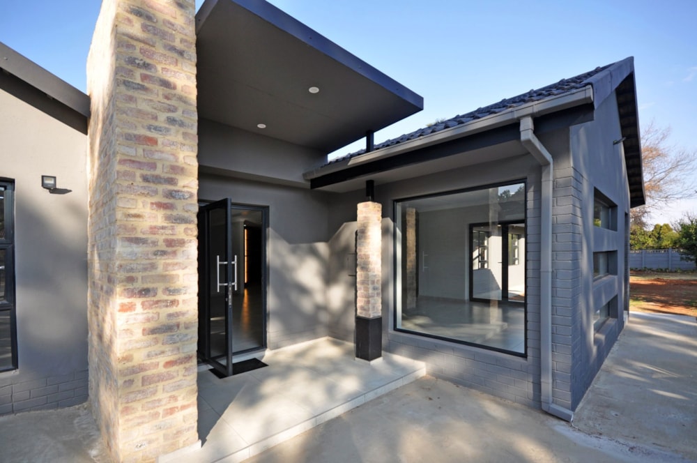 House for sale in Risiville - 1VT1711904