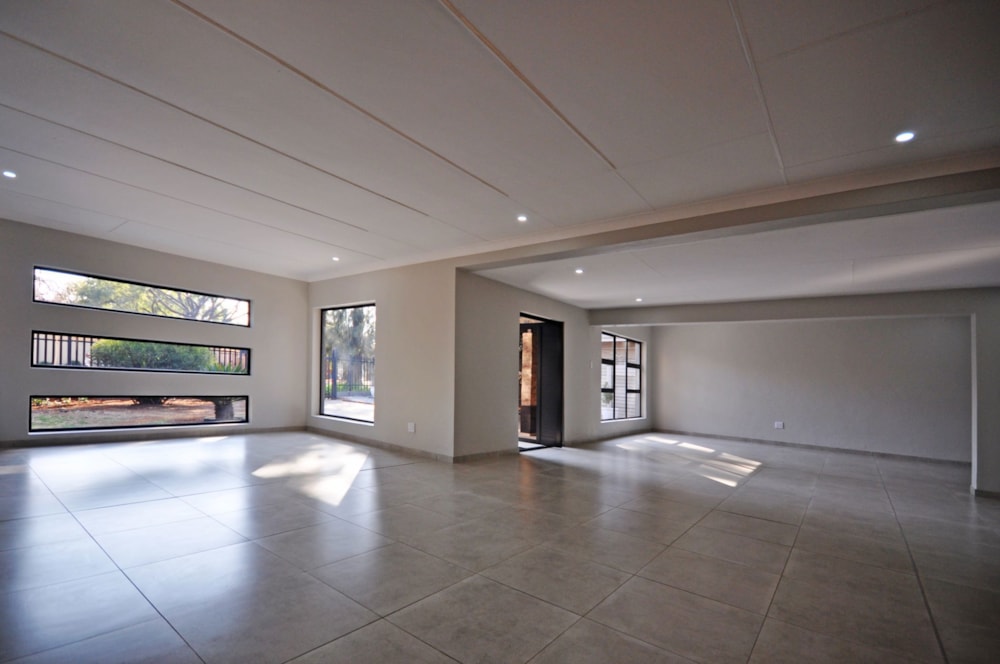 House for sale in Risiville - 1VT1711904