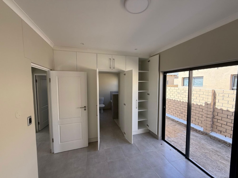 Townhouse for sale in Tamariskia, Namibia - 3NM1694265 Townhouse for sale in Tamariskia, Namibia - 3NM1694265