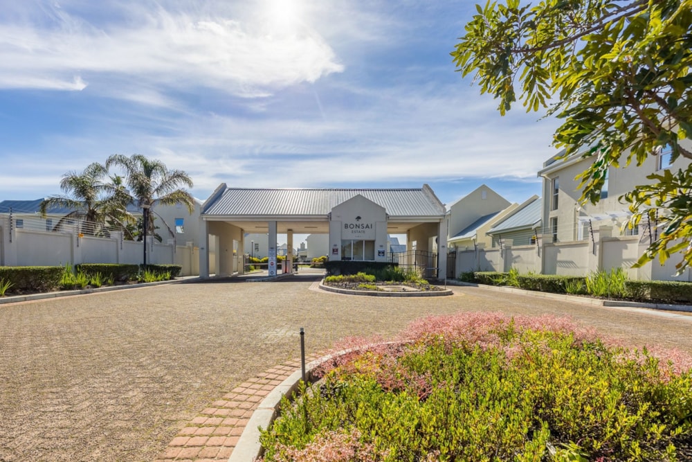 Security estate home for sale in Langeberg Ridge - DBV1709646