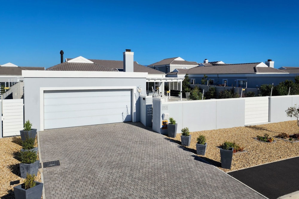 House for sale in Sunningdale, Blouberg - 1TV1709718