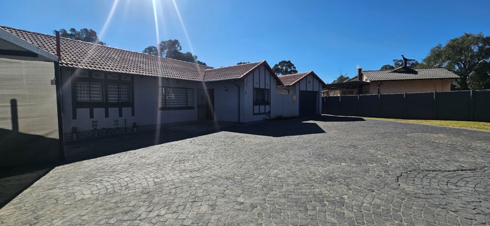 House for sale in Sherwood Gardens - 1BJ1711929