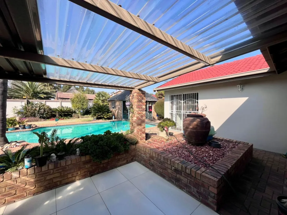 House sold in Petersfield - 1SP1699354