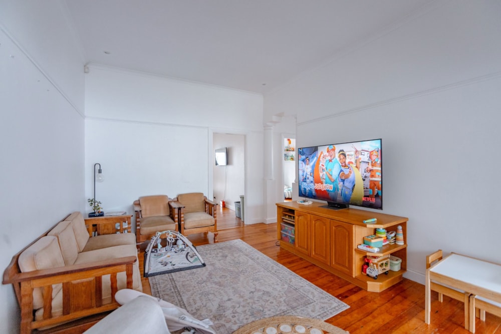 Townhouse let in Claremont, Cape Town - RBL1700001 Townhouse let in Claremont, Cape Town - RBL1700001