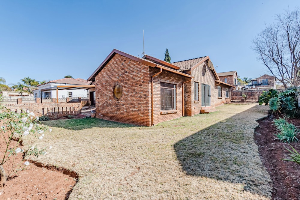 House for sale in Heuweloord - CN1708173 House for sale in Heuweloord - CN1708173