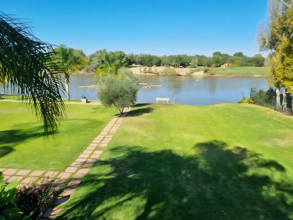 House for sale in Middelpos - 1KAH1711141 House for sale in Middelpos - 1KAH1711141