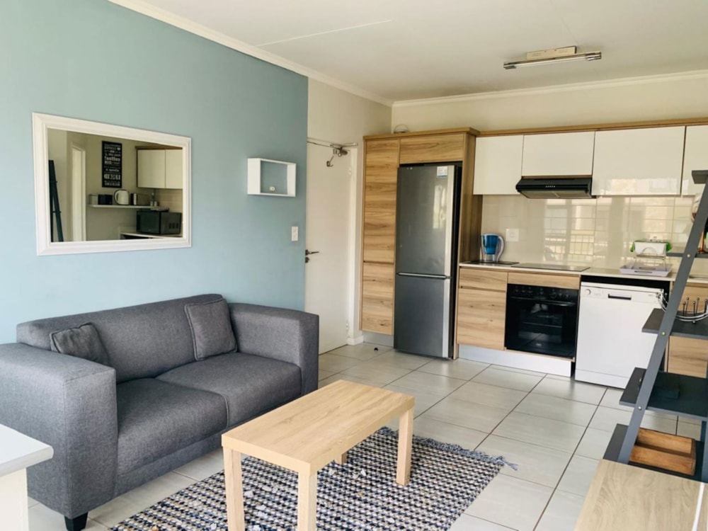 Apartment let in Waterfall, Midrand - MDL1707003