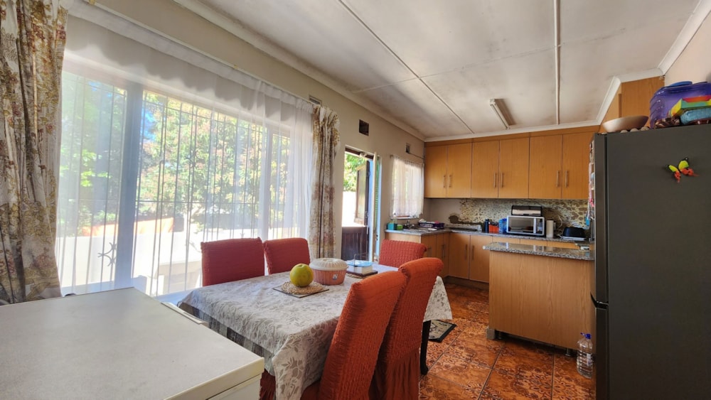 House for sale in Sunwich Port, Port Shepstone - 1PSH1710749