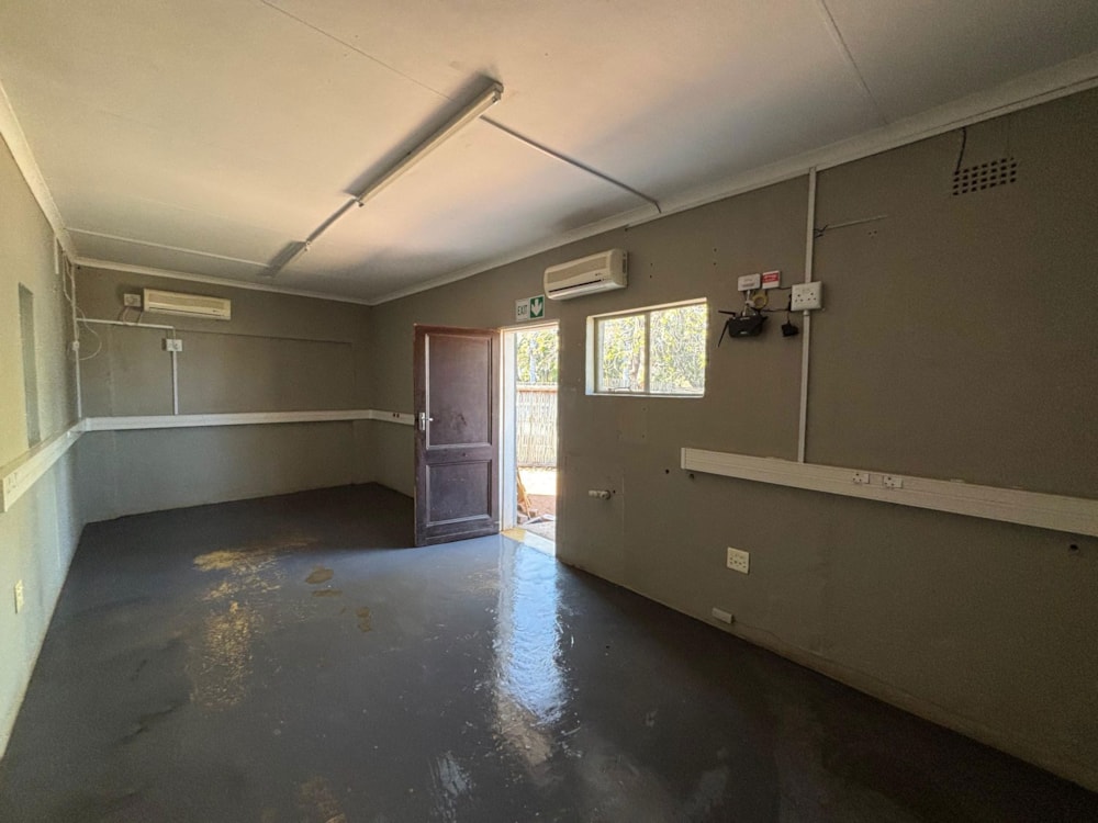 Commercial office to rent in Hoedspruit - 1HS1712441 Commercial office to rent in Hoedspruit - 1HS1712441