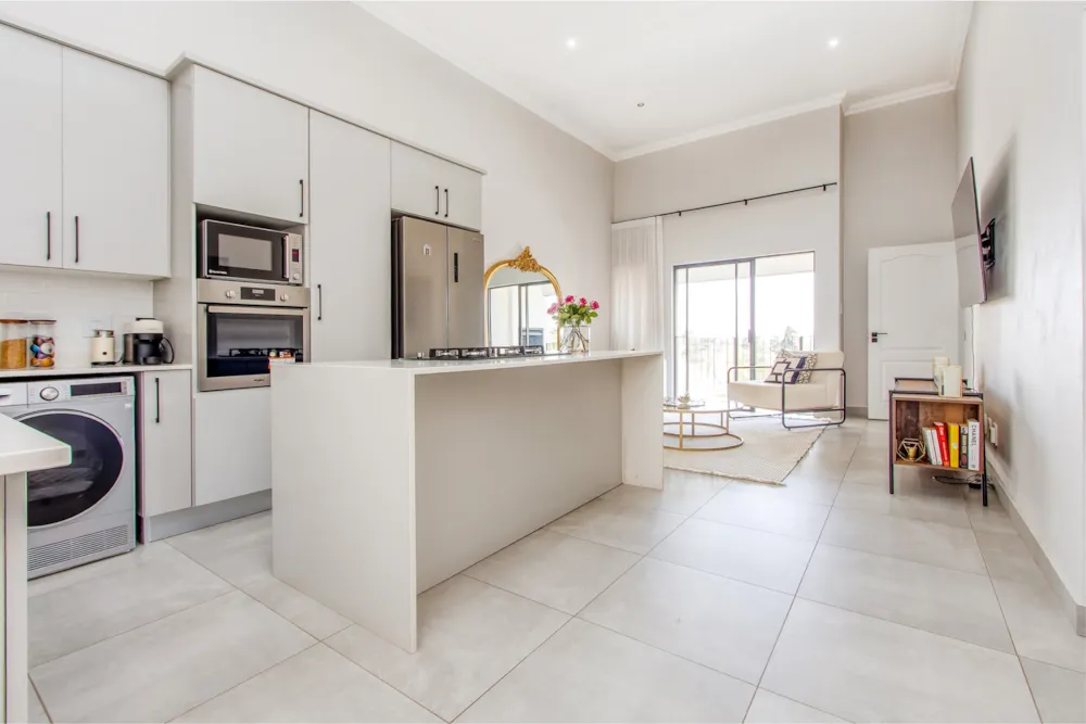 Apartment sold in Bryanston - HP1711761 Apartment sold in Bryanston - HP1711761