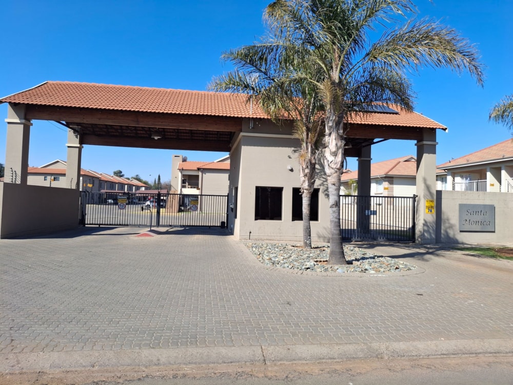 Apartment for sale in Brentwood Park, Benoni - EN1710776