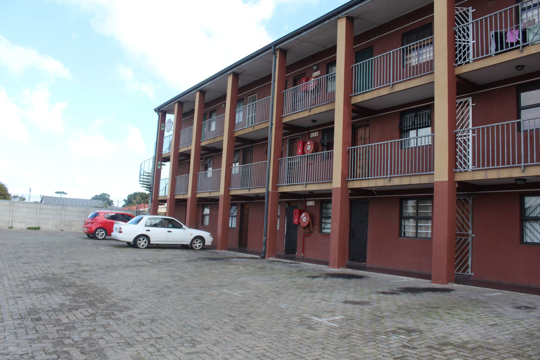 Apartment to rent in Ruyterwacht - 1AH1710846