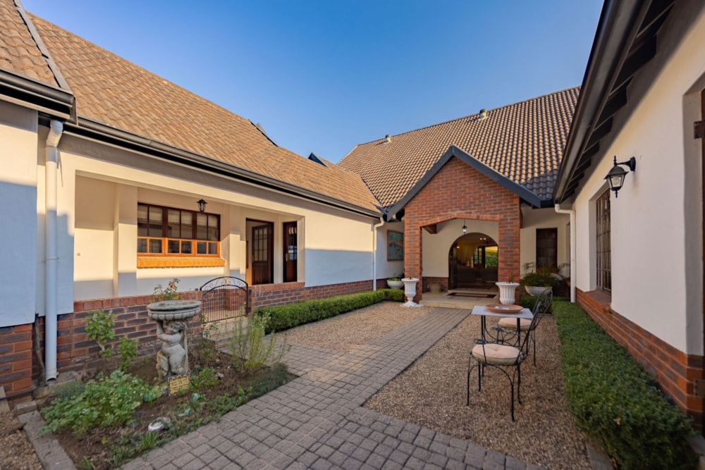 Townhouse for sale in Hillcrest, Upper Highway - 1KF1709850