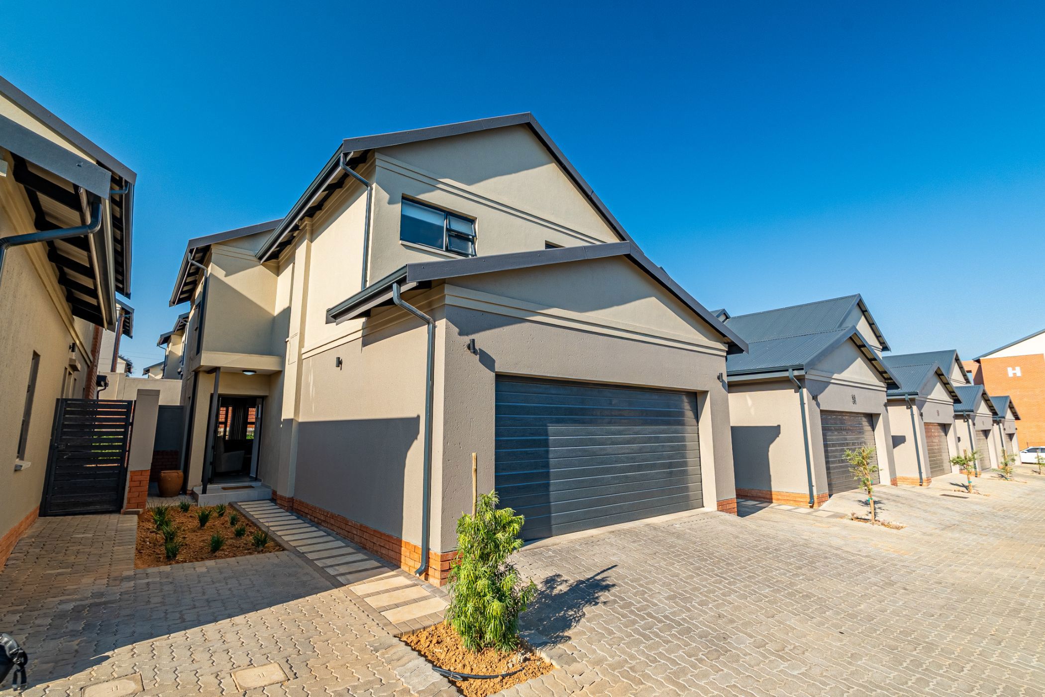 House for sale in Kyalami - MR1712325