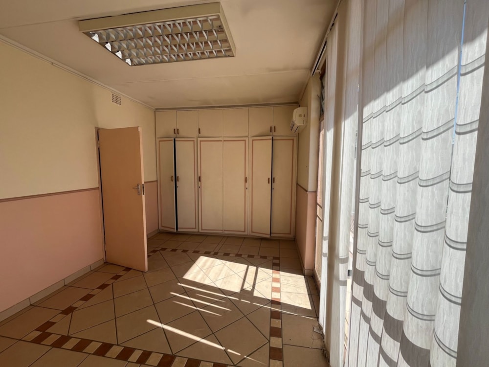 Commercial Building for sale in Polokwane Central - 1PS1710725 Commercial Building for sale in Polokwane Central - 1PS1710725