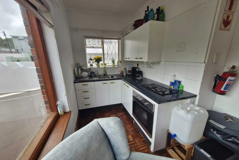 Double-storey apartment let in West Hill, Grahamstown, Makhanda - 1GC1711675 Double-storey apartment let in West Hill, Grahamstown, Makhanda - 1GC1711675