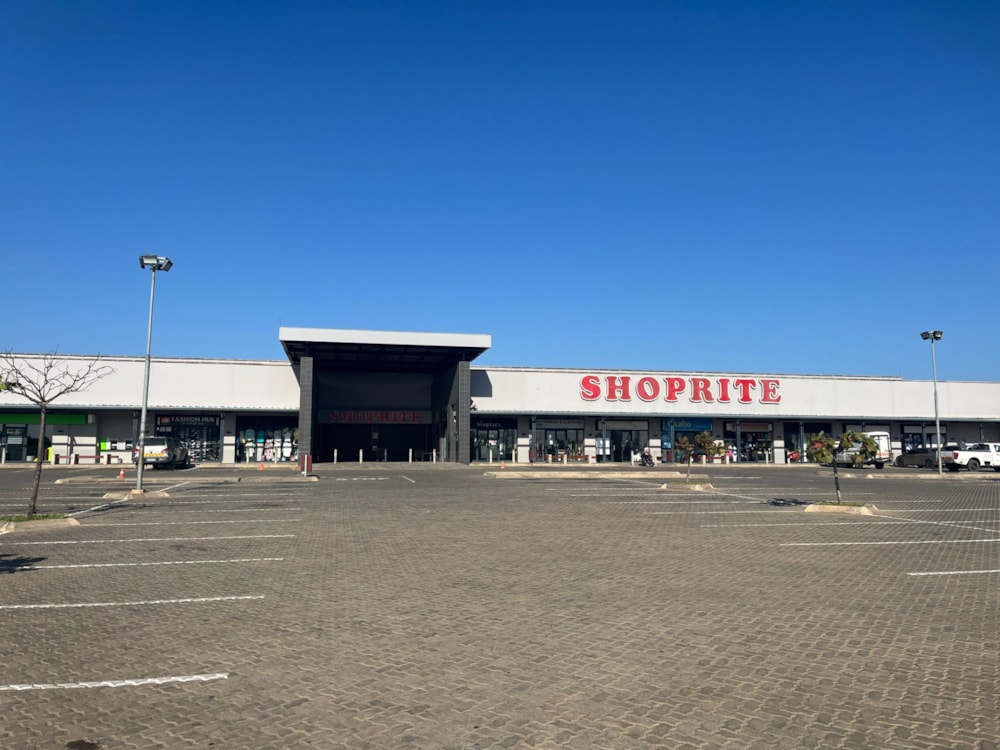 Commercial retail property to rent in Pemba, Cabo Delgado, Mozambique - 3MQ1709578 Commercial retail property to rent in Pemba, Cabo Delgado, Mozambique - 3MQ1709578