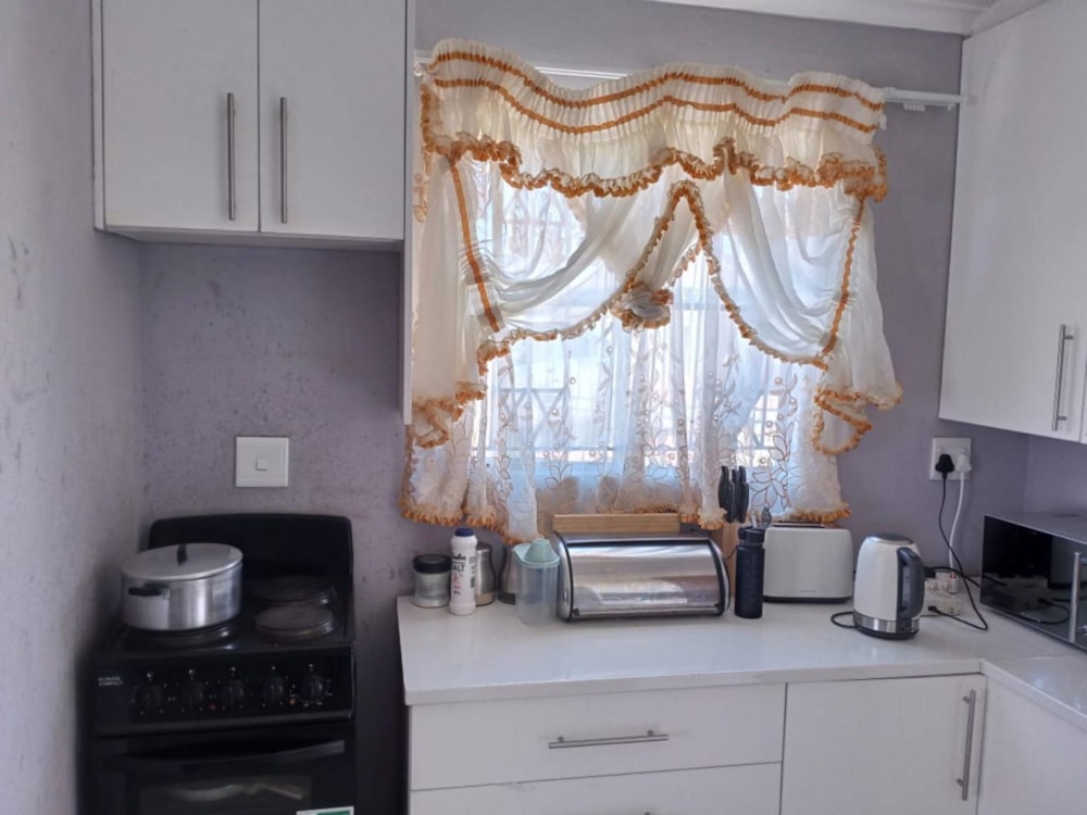 House for sale in Dawn Park - BOK1710402