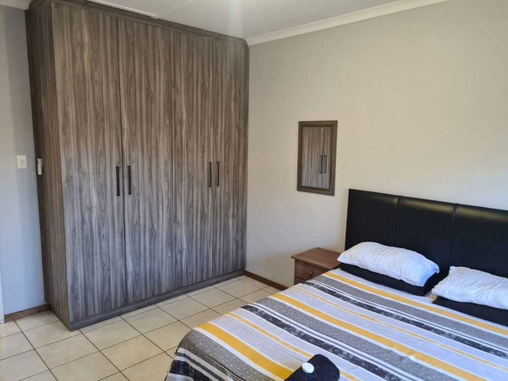 House for sale in New Park - 1KJ1709722