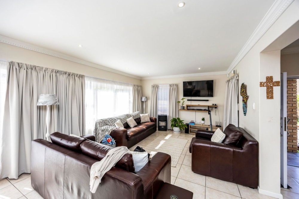 Townhouse for sale in Nahoon - 1EZ1710606 Townhouse for sale in Nahoon - 1EZ1710606